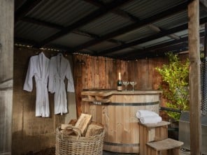  Converted Cowshed set in Private Devonshire Woodland